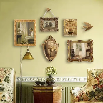 Комбинацията на декоративна живопис във френски ретро-придворном стил, на фона на дивана в хола, стенни картини, американската рисувани стенни